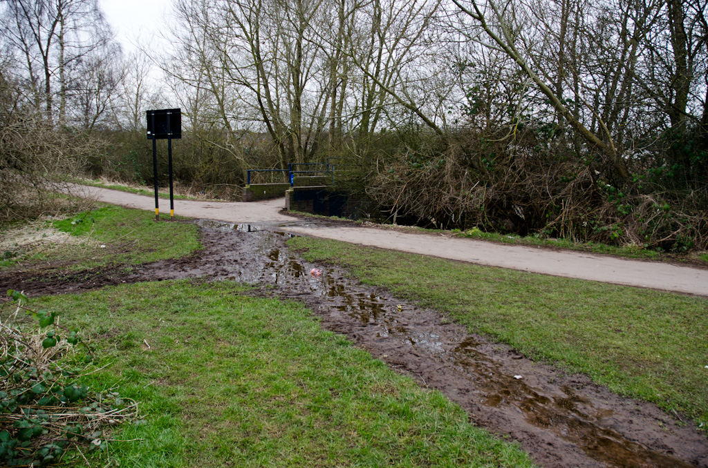 Where the river/path meets the cyclepath which it needs to cross to join the Rea.
